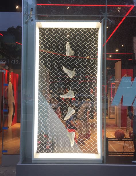 Nike React Lightbox Display | Arch Productions I Experiential Design 