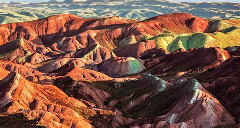 check-out-these-6-world-s-rainbow-mountains-travelholicq