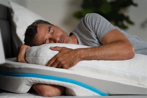 5 Pillows Designed For Side Sleeping Help Reduce Snoring And Sleep Ap