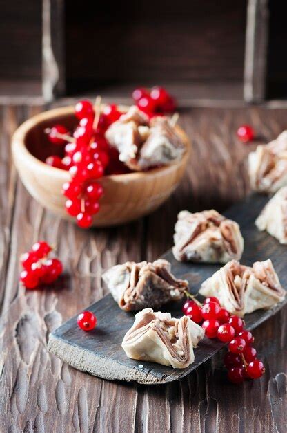 Premium Photo Egyptian Baklava With Red Currant