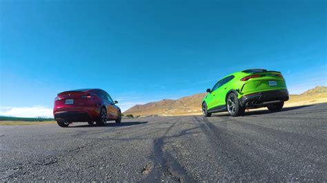🔥 Drag Race Tesla Model Y Performance Suv ปะทะ Lamborghini Urus 🔥