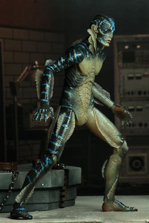 That's also love, isn't it? New Photos of The Shape of Water - Amphibian Man by NECA ...
