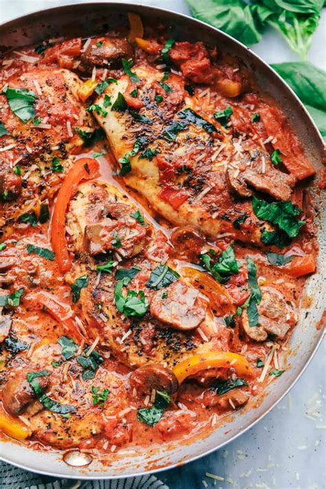 With just 20 minutes of cooking time, you'll have a warm and filling meal packed with vegetables and a rich, yet. Creamy Skillet Chicken Cacciatore | The Recipe Critic