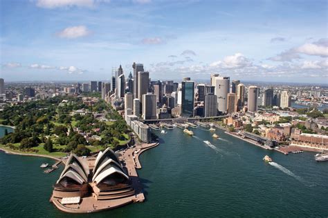 Sydney city council is composed of ten councillors, including the lord mayor, elected proportionally, for a fixed four year term of office. Sydney - The Skyscraper Center