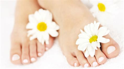 Aromatherapy Blog Summer Aromatherapy Tips For Healthy Feet