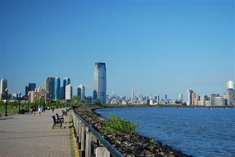 A View Of Jersey City And Manhattan From Liberty State Par Flickr