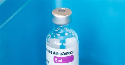 Las pruebas de la vacuna contra el coronavirus que desarrollan la farmacéutica astrazeneca y la universidad de oxford fueron puestas en pausa por precaución. AstraZeneca dará a conocer los resultados de la etapa ...