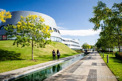 University Of Nottingham Jubilee Campus Dave Button Flickr