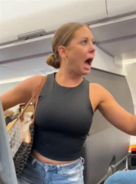 woman on american airlines has epic meltdown and demands to be let off after she thinks