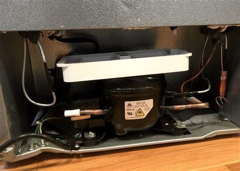 2.5 s/steel door underbar fridge. Review: Proctor Silex Mini Fridge | Kendall Giles: Writing ...