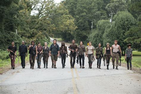 The Walking Dead_Season 5_Episode 10_Them_Looking Back (5)
