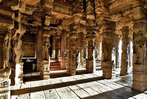 Mystery Behind Hanging Pillar Of Lepakshi Temple Veerabhadra Temple