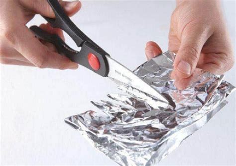 5 Brilliant Uses For Aluminum Foil Youll Wish You Knew Sooner