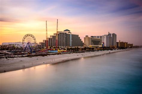 The Best Things To Do In Daytona Beach Florida Lets Roam