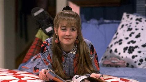 18 Things I Noticed Watching Clarissa Explains It All Pilot As An Adult