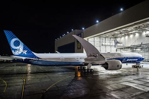 The Boeing 777x Unveiled Worlds Longest Passenger Jet Makes Its Debut