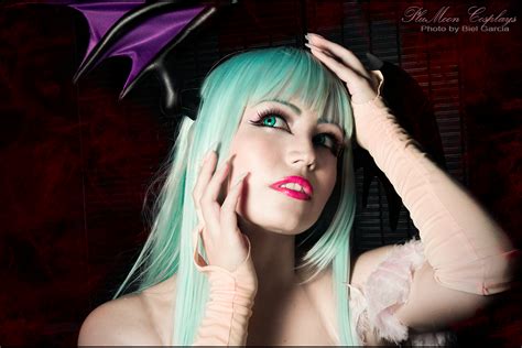 Morrigan Cosplay Closeup Morrigan Cosplay Cosplay Video Game Cosplay