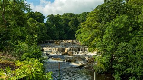 The Most Beautiful Walks To Take In Yorkshire England