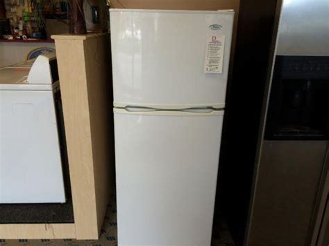 What Is A Standard Size Refrigerator Cubic Feet