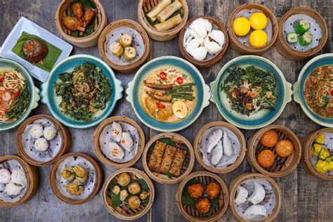 Dim sum in malaysia, isn't limited to just serving breakfast to hungry people. Opium KL Set Lunch with Unlimited Dim Sum Buffet - DiineOut