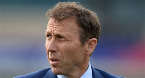 Последние твиты от michael atherton (@atherscricket). 'Incredibly Complex' - Michael Atherton Criticises New ICC ...