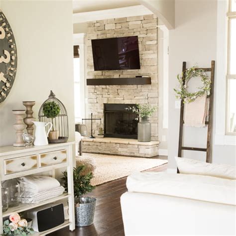 Home decor ideas 2021 provide such options that fit the criteria for creating such ambiance. MODERN FARMHOUSE SPRING HOME DECOR IDEAS | HOME TOUR