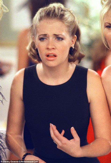 melissa joan hart was almost fired from sabrina the teenage witch newsfeeds