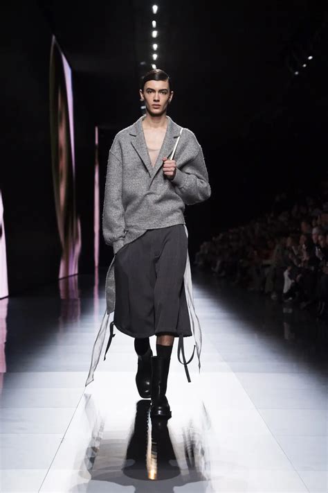 Dior Men Fallwinter 2023 2024 Paris Fashion Week Essential Homme