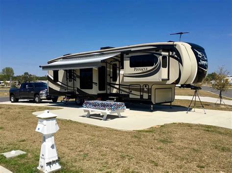 Maybe you would like to learn more about one of these? 2016 Used Jayco PINNACLE 38FLSA Fifth Wheel in Missouri MO