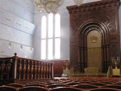 Belz Of Jerusalem The Largest Synagogue In The World Centro Estudios