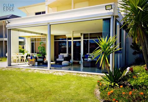 Alibaba.com offers 2,605 sliding door sunroom products. Clear Edge Glass | sunroom | glass sliding door | indoor ...