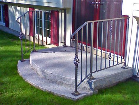 An instructional video demonstrating how to install metal handrail on concrete steps using an ez rail system from zottolafab.com. aluminum railings front steps - Google Search | Handrails for concrete steps, Cement steps ...
