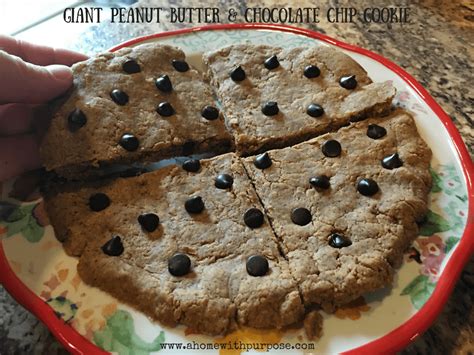 Mezcle el bicarbonato de sodio y el agua caliente. Giant Peanut Butter & Chocolate Chip Cookie (S) | A Home ...