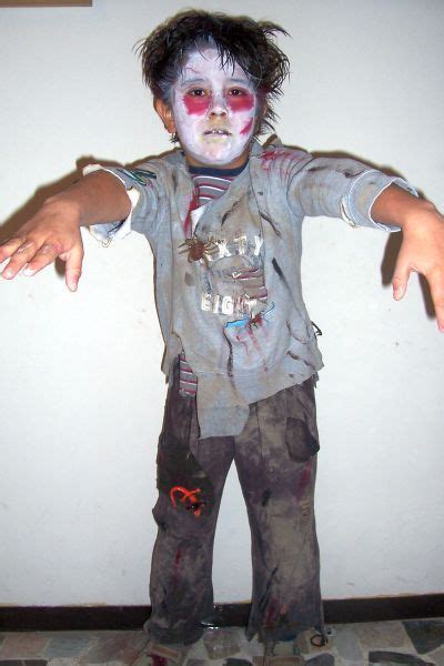 Te mostramos los disfraces para niños y bebés más originales. Disfraz casero para Halloween: Zombie