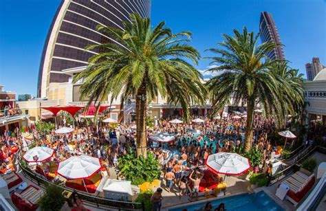 The Pool Parties Helping Las Vegas Get Back On Track In 2021 Best