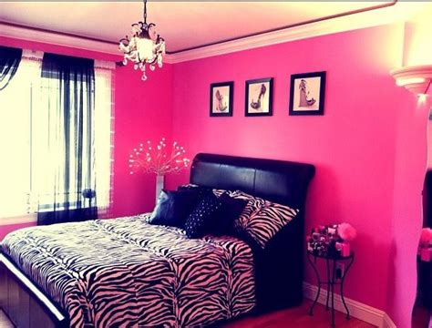 Pin By Jessica Herrington On P¡nk Hot Pink Bedrooms Hot Pink Room Black Room Decor