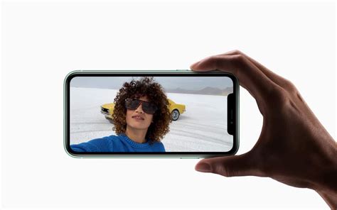 Apple Patent Reveals Feature That Lets Users Take Virtual Group Selfies In 2020 Live Video