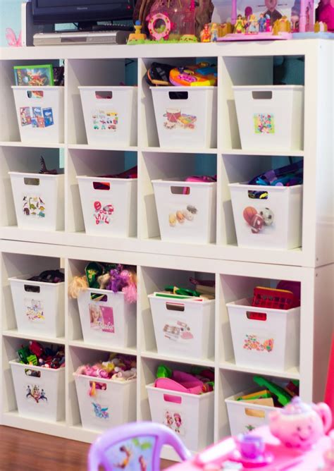This type of shelves is a great way to display the books and provide easy access. The Beauty of The Best House: How to Organize Kids Room ...