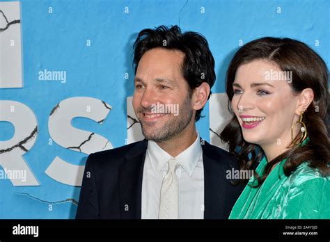 Los Angeles Usa 16th Oct 2019 Paul Rudd And Aisling Bea At The