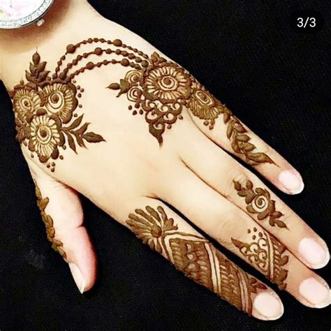 Inspired by floral patterns, this khafif mehndi design takes detailing to a whole new level. Mehndi Designs You Will Love in 2019 | Reviewit.pk