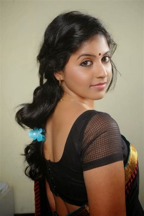 Cinemesh Actress Anjali Beautiful In Saree Photos