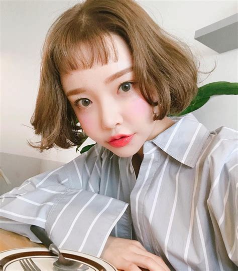 How To Style Korean Short Hair Korean Short Hairstyles Female 2020