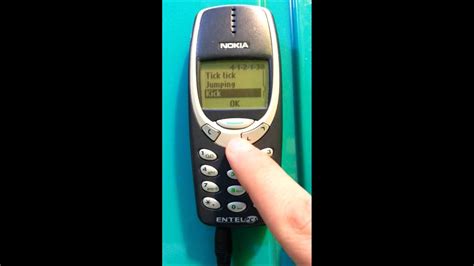 Recuerda el clásico juego de la serpiente o snake de la compañía de móviles nokia en su teléfono móvil 3310 e intenta hacer los máximos puntos posibles, intenta que en ningún caso la serpiente mientras vaya creciendo se choque con las paredes. Nokia 3390 celular antiguo - YouTube