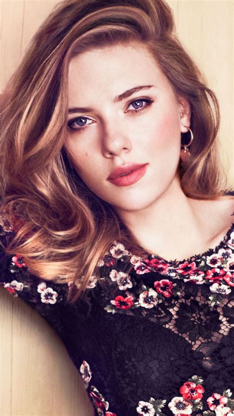 Scarlett Johansson Long Hair Wallpaper Free Iphone