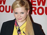 Abigail Breslin Had A Panic Attack During A Performance | SELF