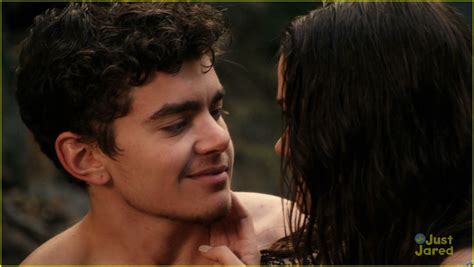 The Fosters Elliot Fletcher Says Callie Aaron Are Ready To Move Forward With Their