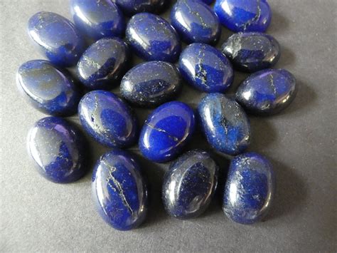 18x13mm Natural White Jade Dyed Gemstone Cabochon Navy Blue Oval