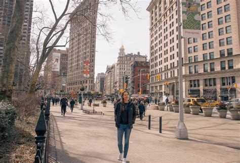 what not to do in nyc tourist traps to avoid tall girl big world