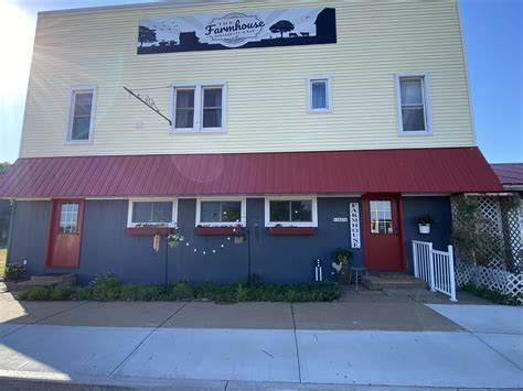 The Farmhouse Restaurant and Bar - Rusk County Wisconsin : Rusk County