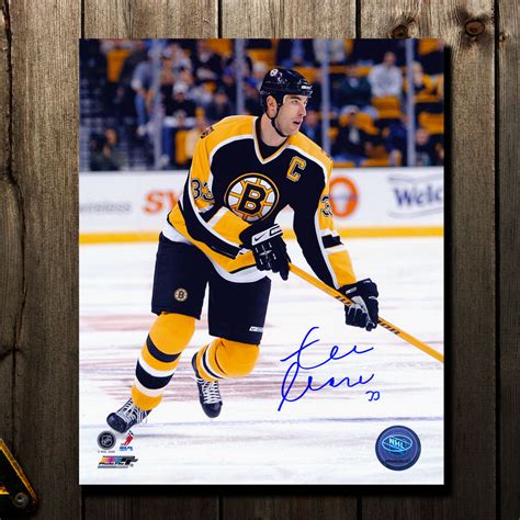 Zdeno Chara Boston Bruins Captain Autographed 8x10 Nhl Auctions